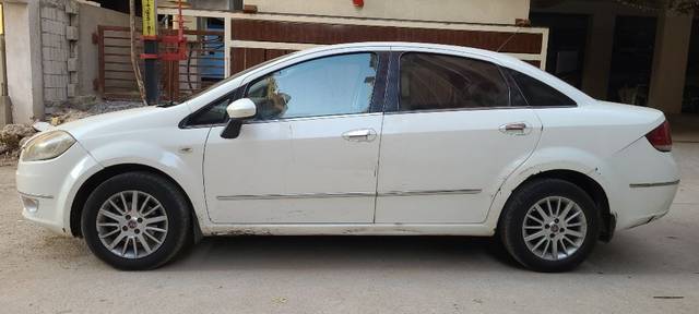 https://images10.gaadi.com/usedcar_image/3650608/original/25__VCC_IMG_1698232574444_1809864_95_1698232878.jpg?imwidth=6401