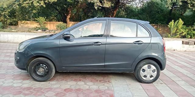 https://images10.gaadi.com/usedcar_image/3650614/original/25__VCC_IMG_1698231268190_1809853_95_1698231516.jpg?imwidth=6401