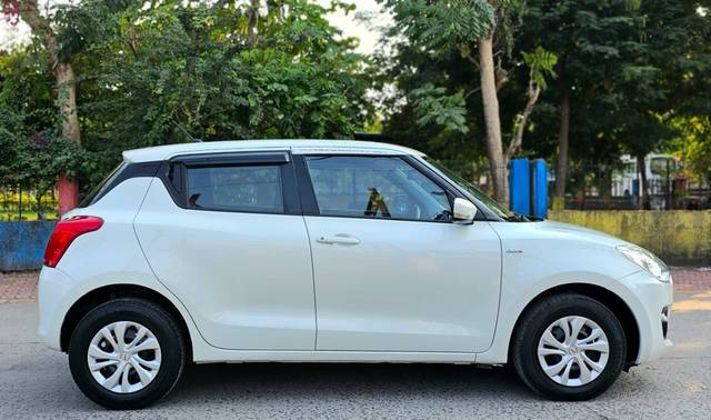 https://images10.gaadi.com/usedcar_image/3650738/original/img2905076__used_car_2905076_1698859164.jpg?imwidth=6401