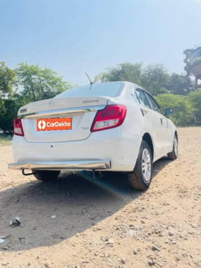 https://images10.gaadi.com/usedcar_image/3650782/original/processed_5403f362-68b8-458b-849d-19df0912f91f.jpg?imwidth=6401