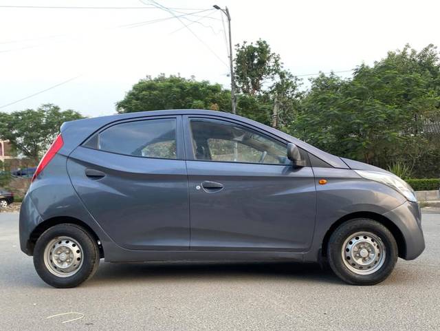 https://images10.gaadi.com/usedcar_image/3650973/original/img2905102__used_car_2905102_1698897797.jpg?imwidth=6401
