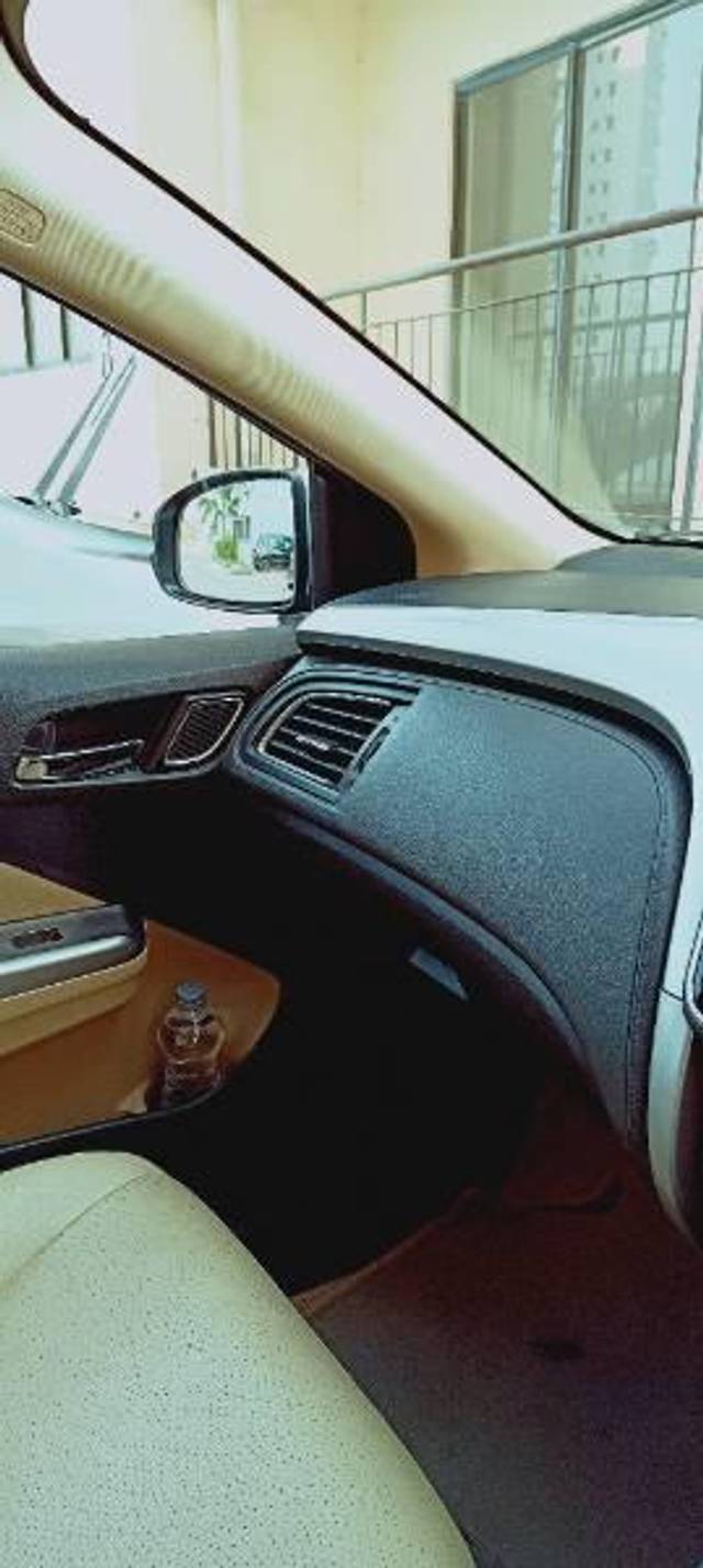 https://images10.gaadi.com/usedcar_image/3651085/original/processed_de92761c-c082-4b55-86ab-c82774d79493.jpg?imwidth=6400