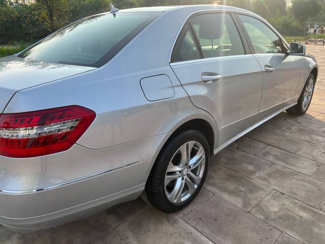 https://images10.gaadi.com/usedcar_image/3651097/original/img2905149__used_car_2905149_1698904132.jpg?imwidth=6401
