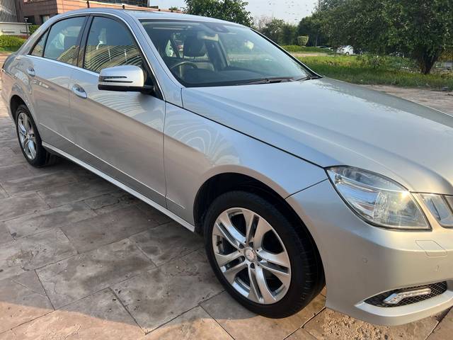 https://images10.gaadi.com/usedcar_image/3651097/original/img2905149__used_car_2905149_1698904315.jpg?imwidth=6400