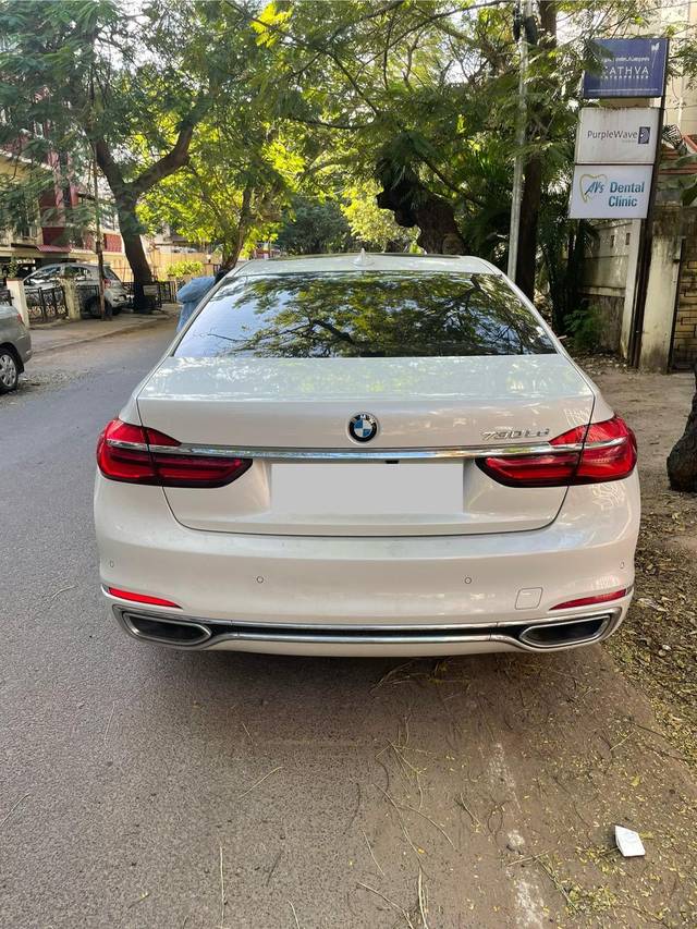 https://images10.gaadi.com/usedcar_image/3651108/original/processed_img2905155__used_car_2905155_1699025148.jpg?imwidth=6401