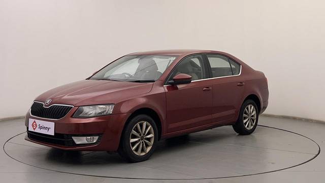 https://images10.gaadi.com/usedcar_image/3651177/original/GuB0FoNPSZOGUnjk6kNDdw__file.JPG?imwidth=6400