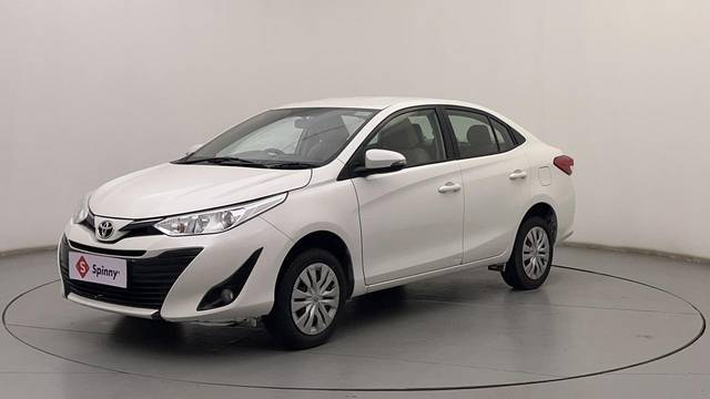 https://images10.gaadi.com/usedcar_image/3651178/original/vnfSrMgaQ8u8YwrpkoV5sg__file.JPG?imwidth=6400