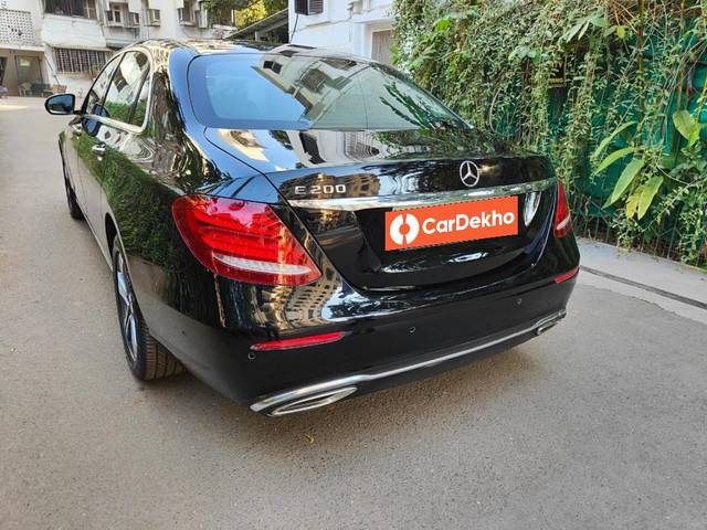 https://images10.gaadi.com/usedcar_image/3651308/original/processed_img2905299__usedcar_whatsappimage2023_11_01at113021pm_1111698908195_1698908210.jpeg?imwidth=6402