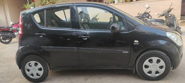 https://images10.gaadi.com/usedcar_image/3651316/original/processed_ebad3a13-635d-4f33-aea4-1b02a94898ba.jpg?imwidth=6401
