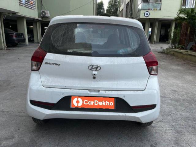 https://images10.gaadi.com/usedcar_image/3651699/original/processed_afc2b54f-d2c4-4d62-8fb9-90041bf77701.jpeg?imwidth=6402