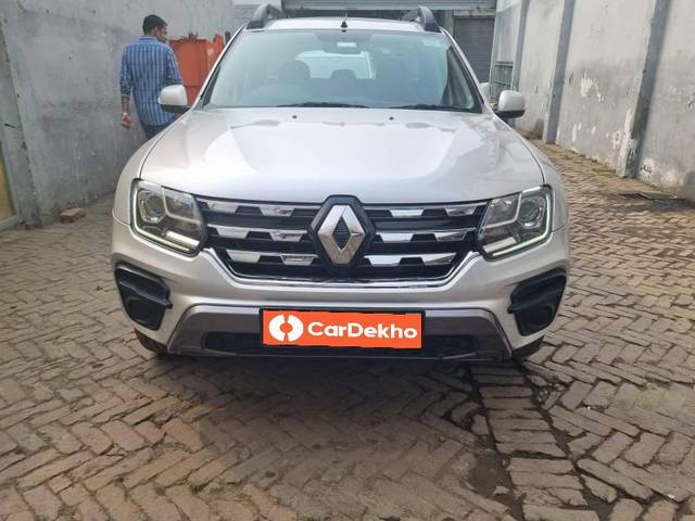 https://images10.gaadi.com/usedcar_image/3651722/original/processed_3fbfa14f-3e42-4e9d-a4be-aa2c6e638dec.jpeg?imwidth=6402