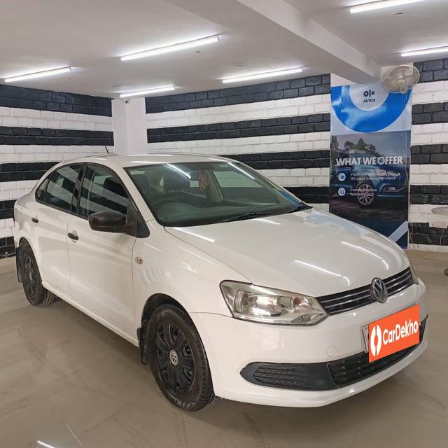 https://images10.gaadi.com/usedcar_image/3651731/original/processed_img2905681__used_car_2905681_1698910459.jpg?imwidth=6400
