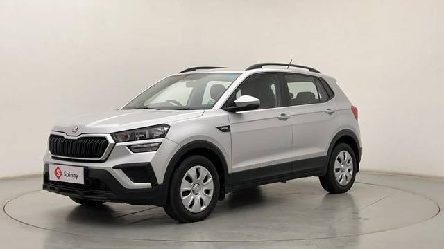 https://images10.gaadi.com/usedcar_image/3651832/original/QYaoinzRS32ovjHyTOC6vQ__file.JPG?imwidth=6400