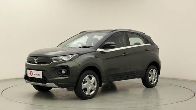 https://images10.gaadi.com/usedcar_image/3652063/original/jikQ8jhUTReKgFvbLEQk2w__file.JPG?imwidth=6400