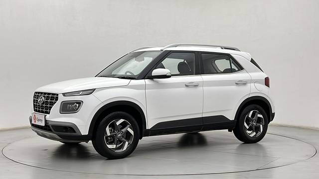 https://images10.gaadi.com/usedcar_image/3652094/original/us5J3gIsRCW_WgzkW9CEaw__file.JPG?imwidth=6400