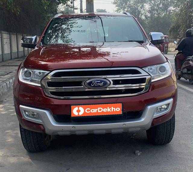 https://images10.gaadi.com/usedcar_image/3652263/original/processed_img2906163__used_car_2906163_1698914151.jpg?imwidth=6400