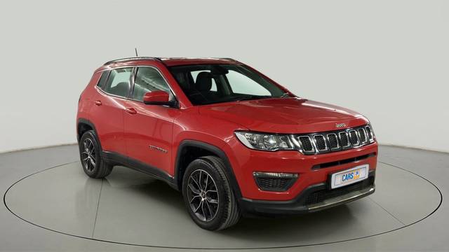 https://images10.gaadi.com/usedcar_image/3652426/original/slot__1-7-Exterior-10076259723-da0a3e19ffd14d7094411e9f7173eaf5-Exterior-7.jpg?imwidth=6400