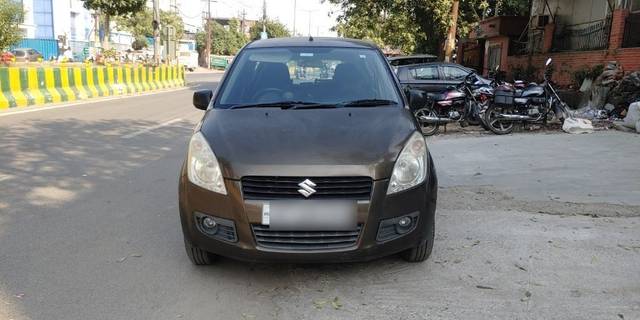https://images10.gaadi.com/usedcar_image/3652492/original/26__VCC_1810149_94_1698312183.jpg?imwidth=6400