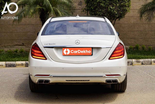 https://images10.gaadi.com/usedcar_image/3652578/original/processed_img2906350__used_car_2906350_1698923986.png?imwidth=6402