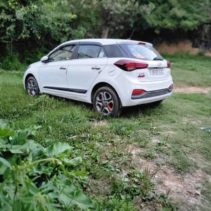 Hyundai i20 Petrol Asta Option Hyundai i20 Petrol Asta Option
