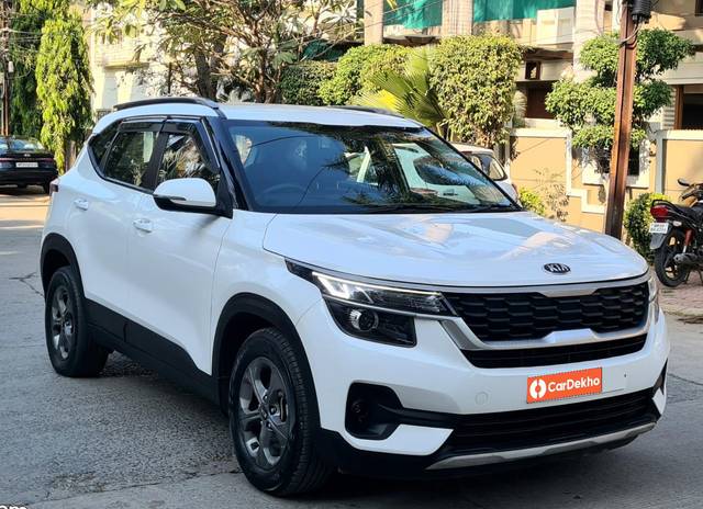 https://images10.gaadi.com/usedcar_image/3652629/original/processed_img2906383__used_car_2906383_1698924919.jpg?imwidth=6400