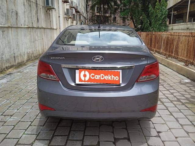 https://images10.gaadi.com/usedcar_image/3652636/original/processed_img2906388__usedcar_whatsappimage2023_11_02at171912_1__2906388_1698925851.jpeg?imwidth=6402