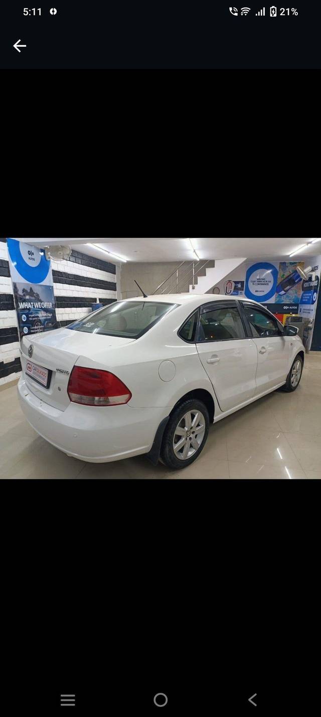 https://images10.gaadi.com/usedcar_image/3652642/original/processed_img2906391__used_car_2906391_1698925487.jpg?imwidth=6402