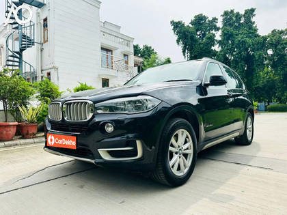 BMW X5 xDrive 30d Design Pure Experience 5 Seater BMW X5 xDrive 30d Design Pure Experience 5 Seater