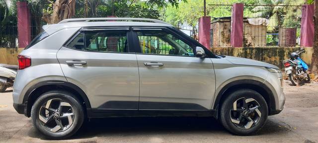 https://images10.gaadi.com/usedcar_image/3652752/original/img2906459__used_car_2906459_1698928608.jpg?imwidth=6402