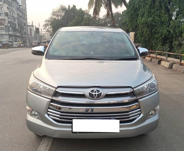 https://images10.gaadi.com/usedcar_image/3652755/original/processed_img2906461__used_car_2906461_1702472545.jpg?imwidth=6400