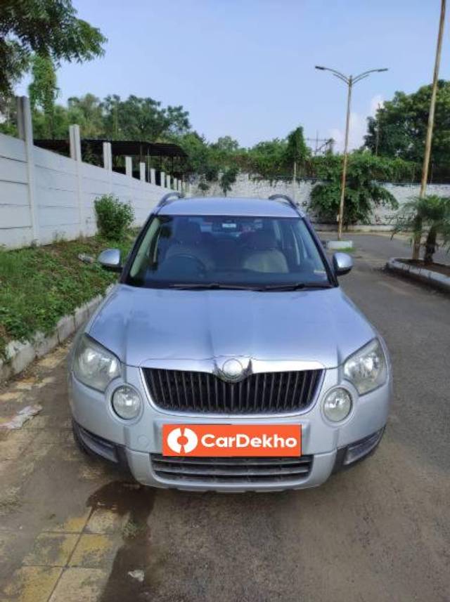 https://images10.gaadi.com/usedcar_image/3652884/original/processed_68287a19-59ed-4caa-adcc-1194412cc4a8.jpg?imwidth=6400