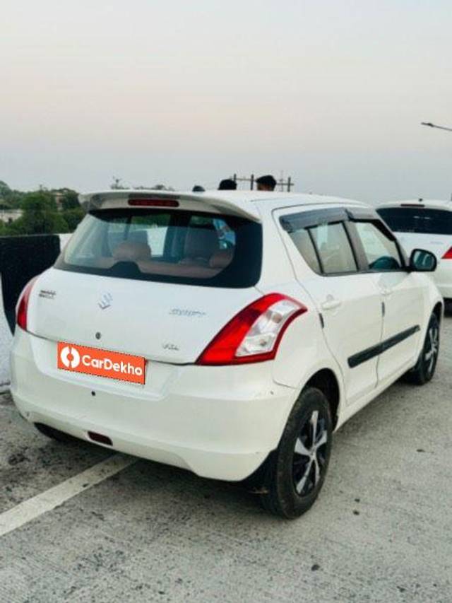 https://images10.gaadi.com/usedcar_image/3652949/original/processed_3a52fbcd-98d6-47e4-9783-7b2edb8b675a.jpeg?imwidth=6401