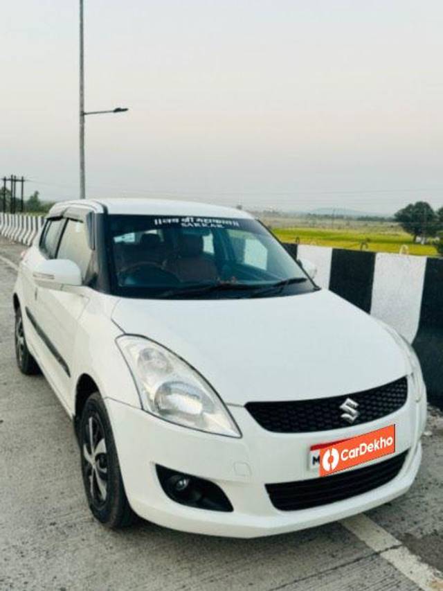 https://images10.gaadi.com/usedcar_image/3652949/original/processed_778a7009-2b1a-45d3-9ea0-4179dfa047e4.jpeg?imwidth=6400