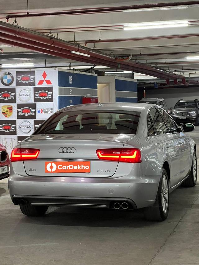 https://images10.gaadi.com/usedcar_image/3653053/original/processed_img2906594__used_car_2906594_1698941340.jpg?imwidth=6401