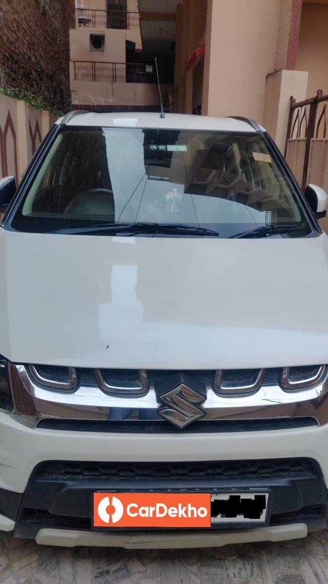 https://images10.gaadi.com/usedcar_image/3653234/original/processed_80d738d6-a199-41db-b703-26980454fbf0.jpg?imwidth=6400
