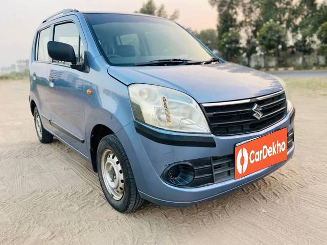 https://images10.gaadi.com/usedcar_image/3653264/original/processed_a1224d11-764e-4cc5-8659-e557771f5280.jpg?imwidth=6400