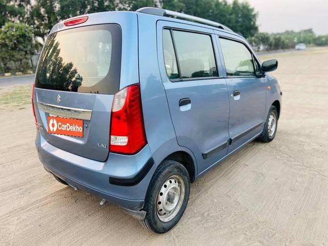 https://images10.gaadi.com/usedcar_image/3653264/original/processed_bac88fda-64ab-49b3-b81e-6c72614ac94d.jpg?imwidth=6402