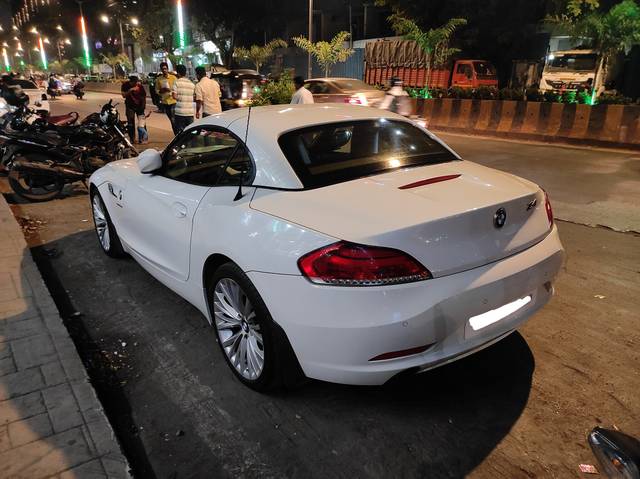 https://images10.gaadi.com/usedcar_image/3653369/original/img2906648__used_car_2906648_1698985728.jpg?imwidth=6401