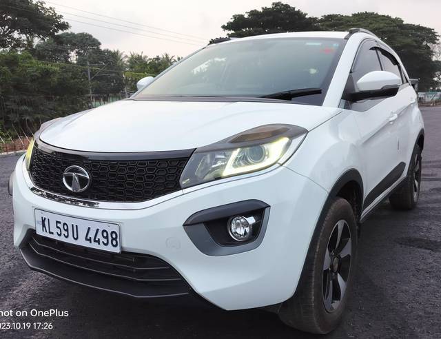 https://images10.gaadi.com/usedcar_image/3653406/original/592814__cover_image-20231103102539.jpeg?imwidth=6400