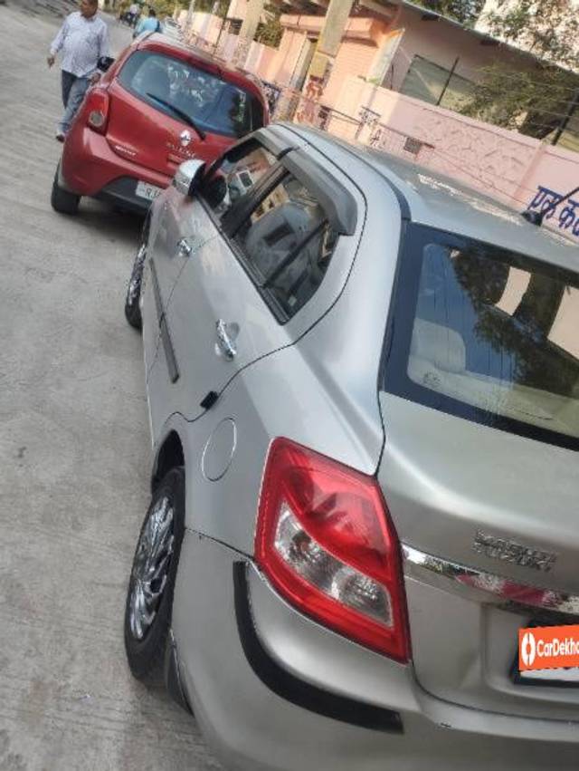 https://images10.gaadi.com/usedcar_image/3653495/original/processed_27fd7ad6-e418-4efb-a106-730e81c51133.jpg?imwidth=6400