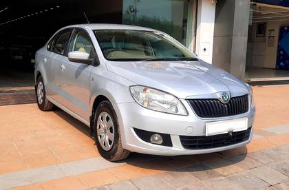 Skoda Rapid 1.6 MPI AT Ambition Skoda Rapid 1.6 MPI AT Ambition