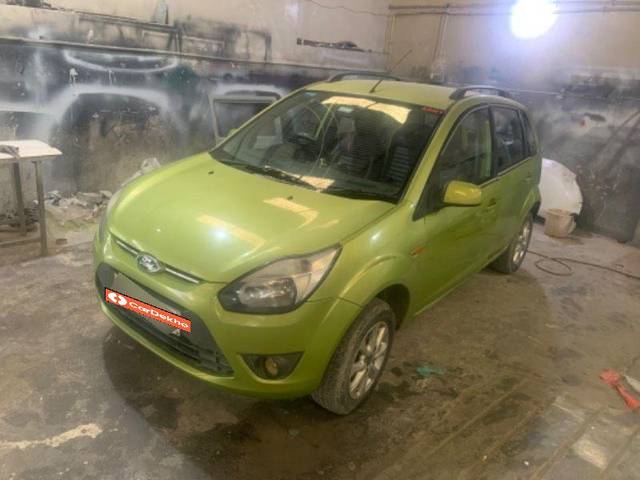 https://images10.gaadi.com/usedcar_image/3653608/original/processed_ee139612-4879-4297-aa30-243264e3c5a0.jpeg?imwidth=6402