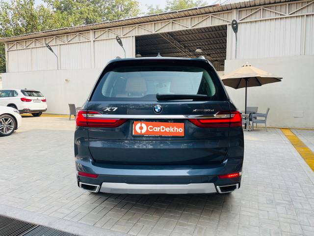 https://images10.gaadi.com/usedcar_image/3653710/original/processed_img2906811__usedcar_1_22__10151698997121_1698997233.jpeg?imwidth=6402