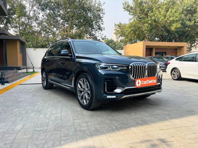 https://images10.gaadi.com/usedcar_image/3653710/original/processed_img2906811__usedcar_1_26__10151698997121_1698997234.jpeg?imwidth=6400