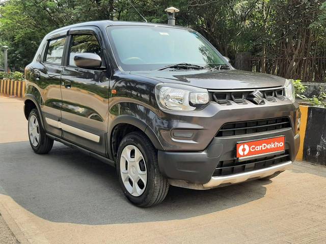 https://images10.gaadi.com/usedcar_image/3653832/original/processed_img2906891__used_car_2906891_1699000832.jpg?imwidth=6400