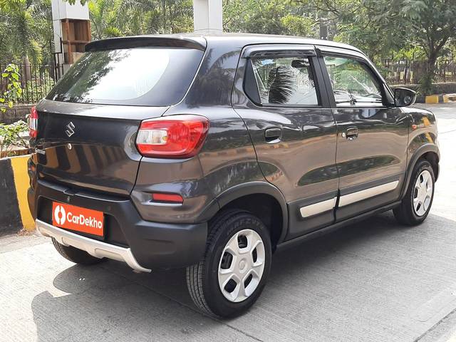 https://images10.gaadi.com/usedcar_image/3653832/original/processed_img2906891__used_car_2906891_1699000839.jpg?imwidth=6402