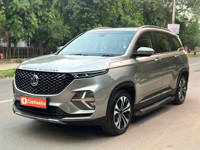 https://images10.gaadi.com/usedcar_image/3653852/original/processed_img2906901__used_car_2906901_1699001674.jpg?imwidth=6400