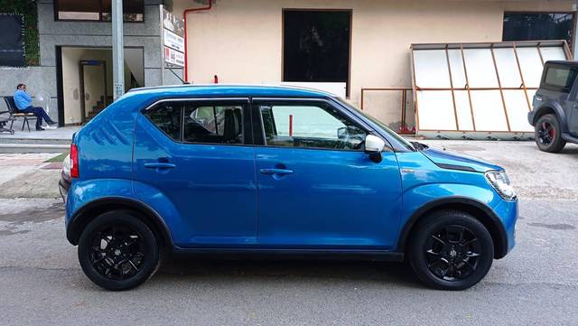 https://images10.gaadi.com/usedcar_image/3653869/original/processed_img2906911__used_car_2906911_1699002398.jpg?imwidth=6401