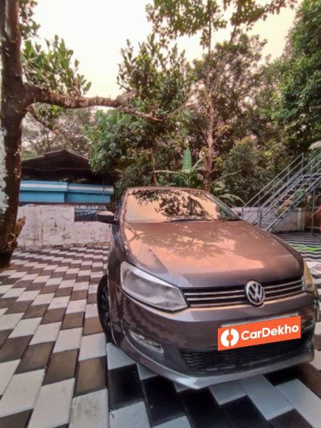 https://images10.gaadi.com/usedcar_image/3653895/original/processed_48f93532-d994-4242-b867-9237161fda17.jpg?imwidth=6400