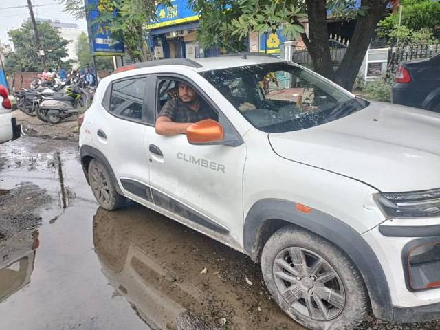 https://images10.gaadi.com/usedcar_image/3653900/original/processed_1f658d41-cb92-43be-a110-e0bb6b78f604.jpg?imwidth=6400